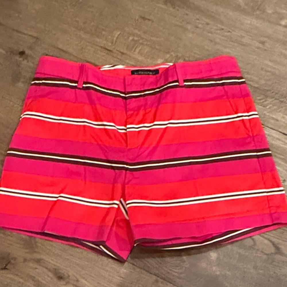 Banana Republic cotton blend striped shorts - size 6